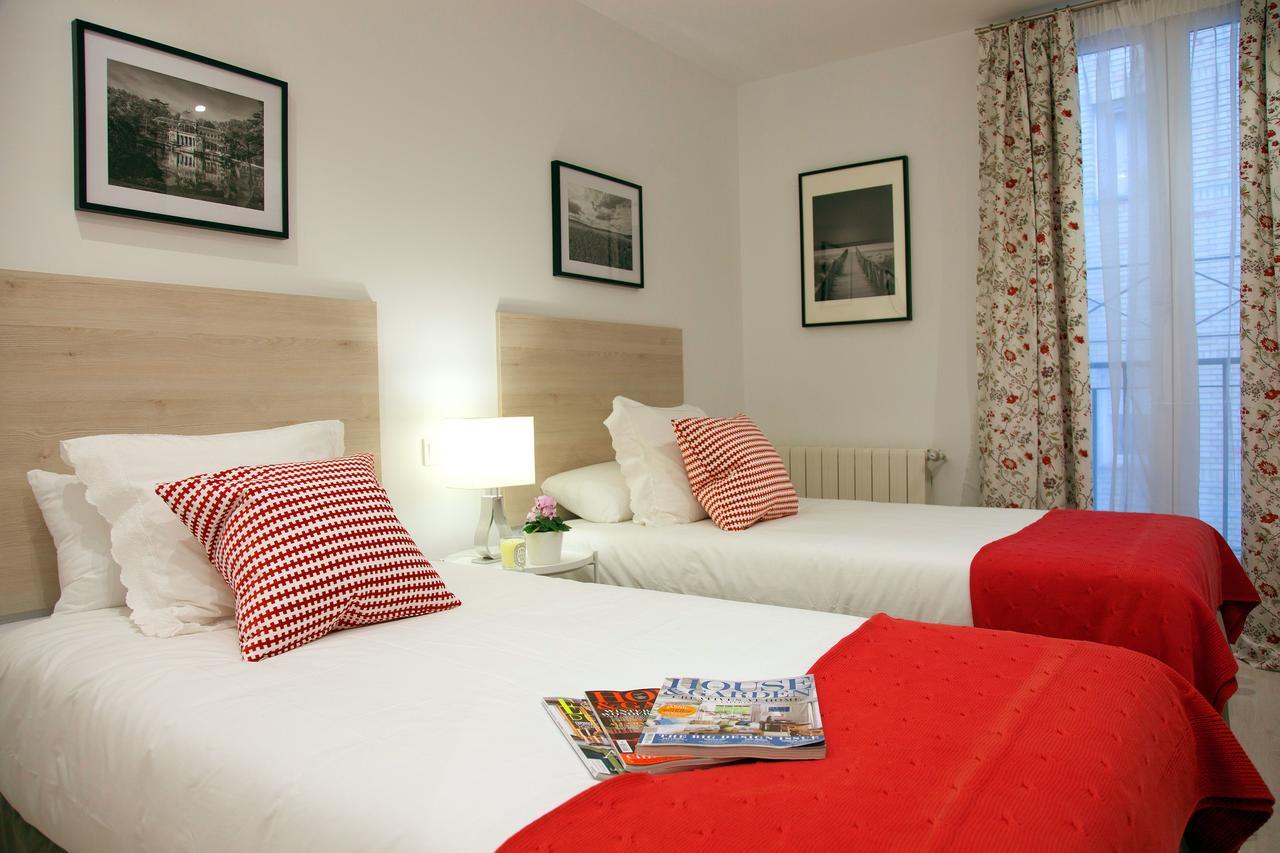 Feelathome Madrid Suites Apartments Ngoại thất bức ảnh