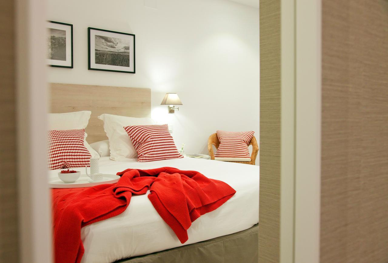 Feelathome Madrid Suites Apartments Ngoại thất bức ảnh