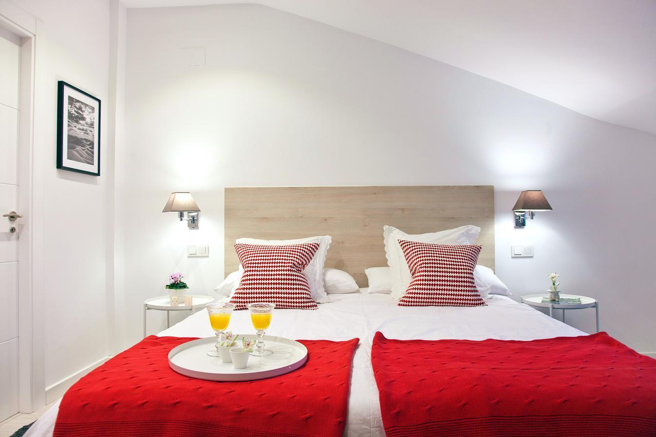 Feelathome Madrid Suites Apartments Ngoại thất bức ảnh