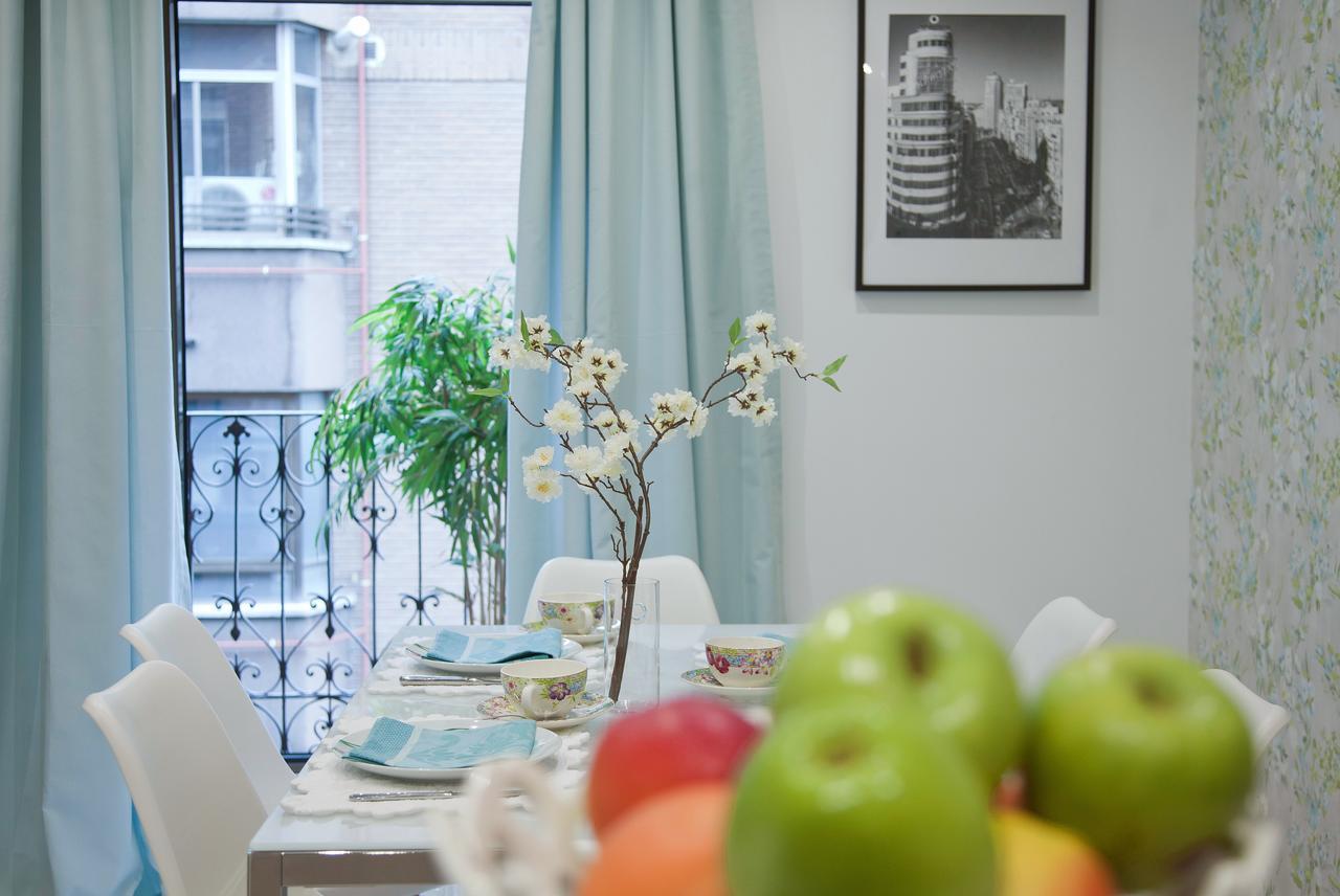Feelathome Madrid Suites Apartments Ngoại thất bức ảnh