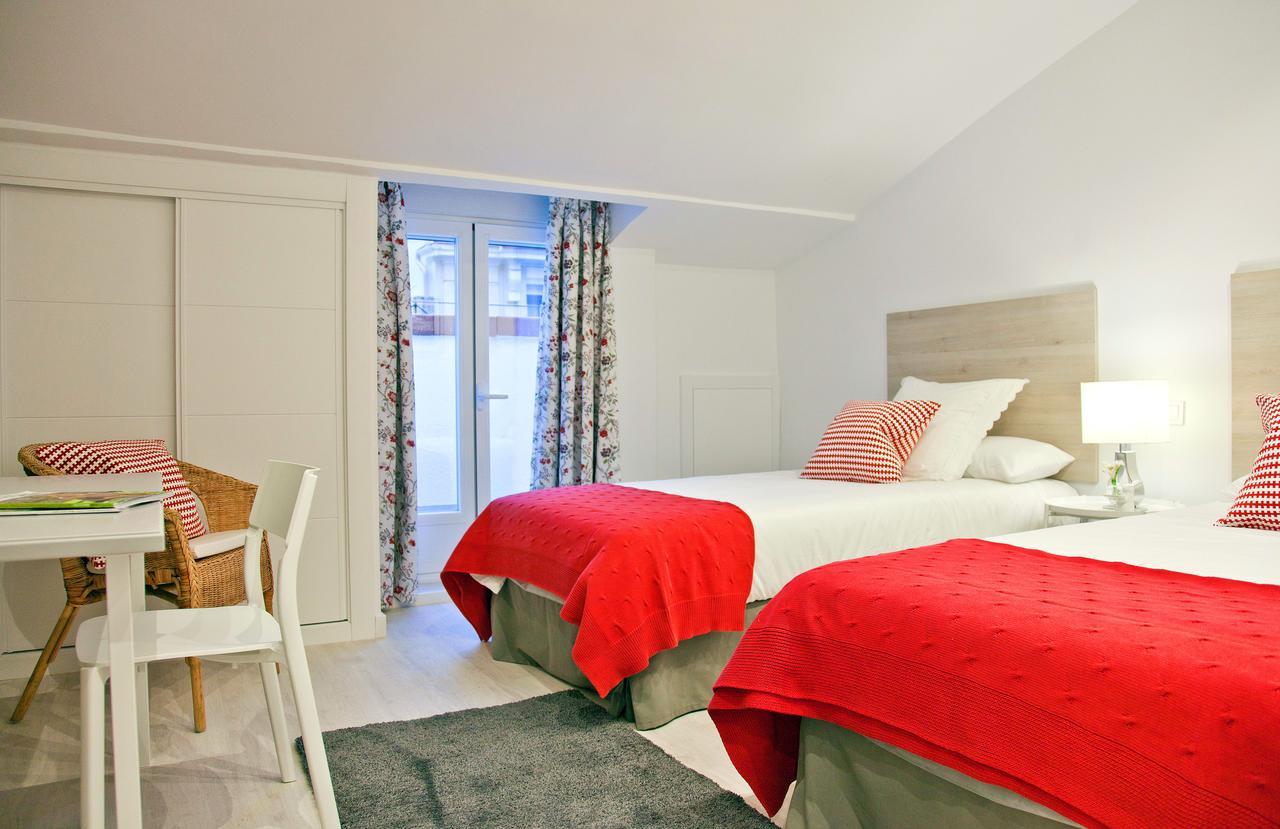 Feelathome Madrid Suites Apartments Ngoại thất bức ảnh