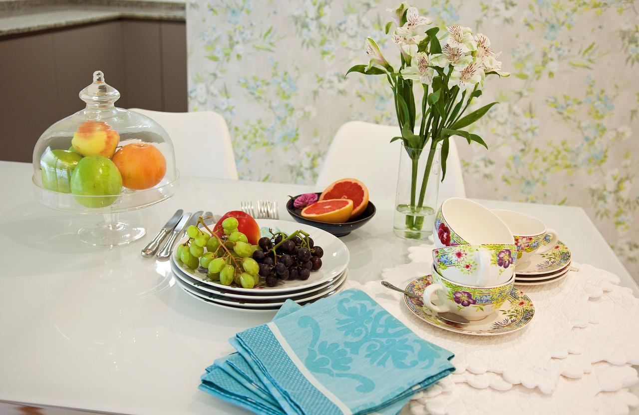 Feelathome Madrid Suites Apartments Ngoại thất bức ảnh