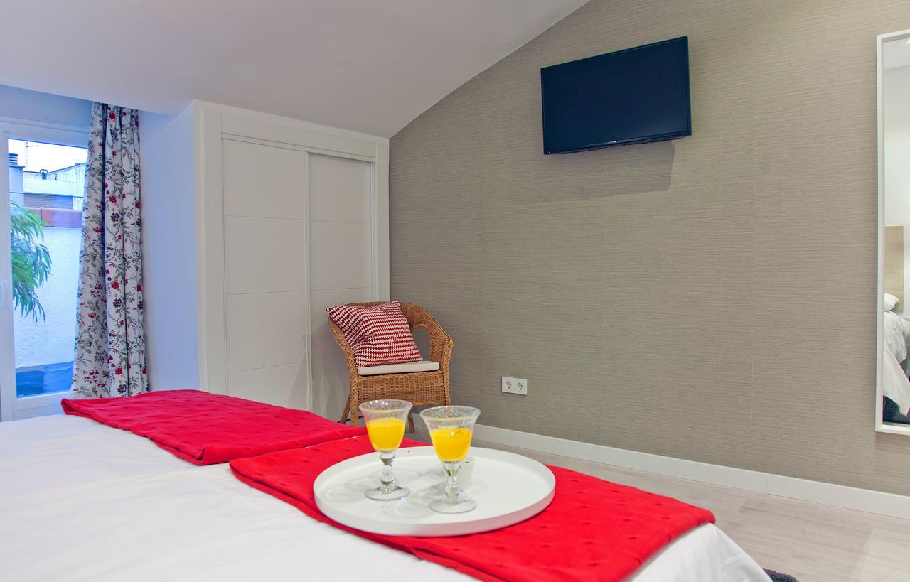 Feelathome Madrid Suites Apartments Ngoại thất bức ảnh